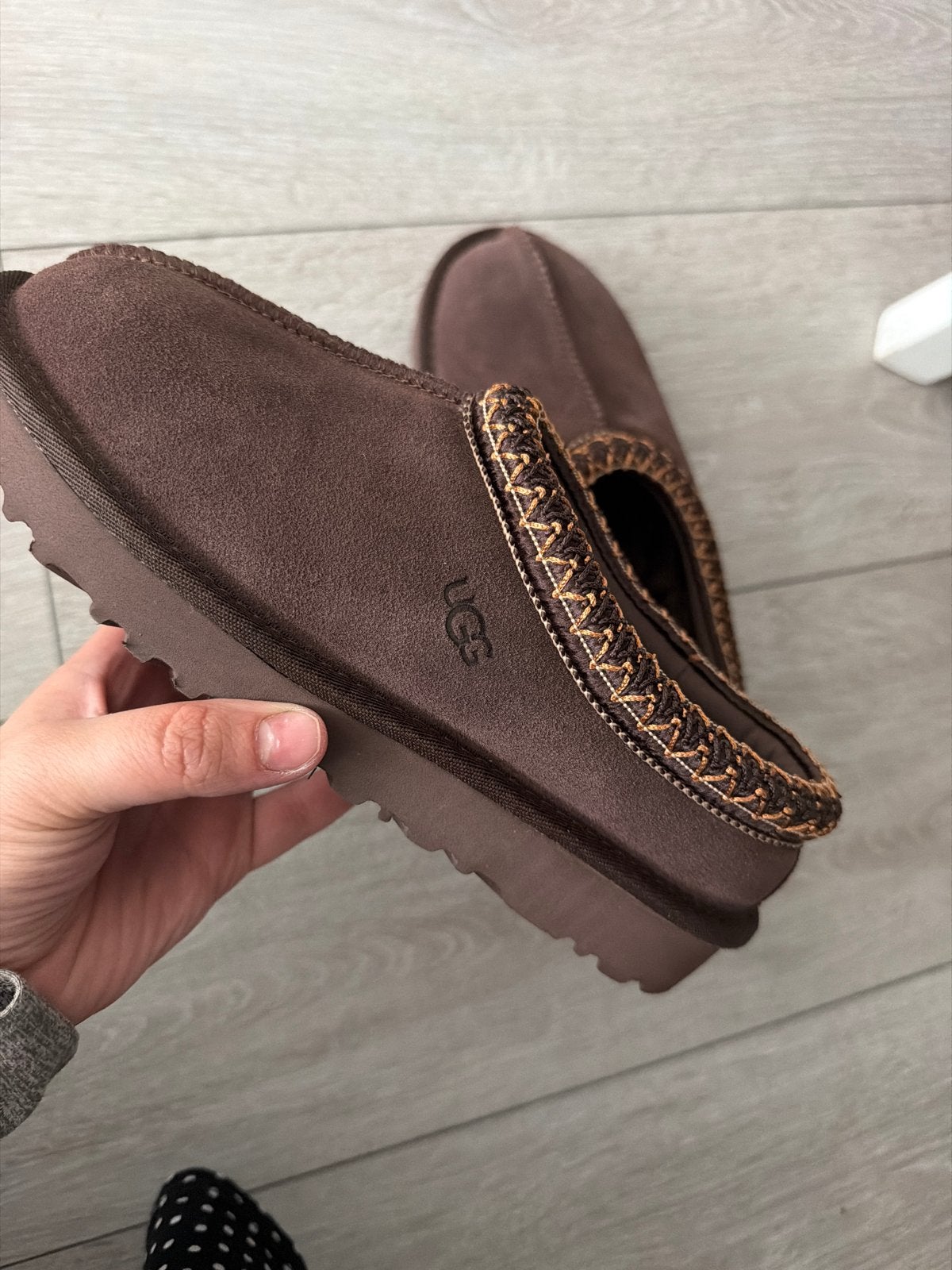 Nieuwe UGG Tasman pantoffels maat 35, Ophalen of Verzenden, Nieuw, Bruin, Pantoffels of Sloffen