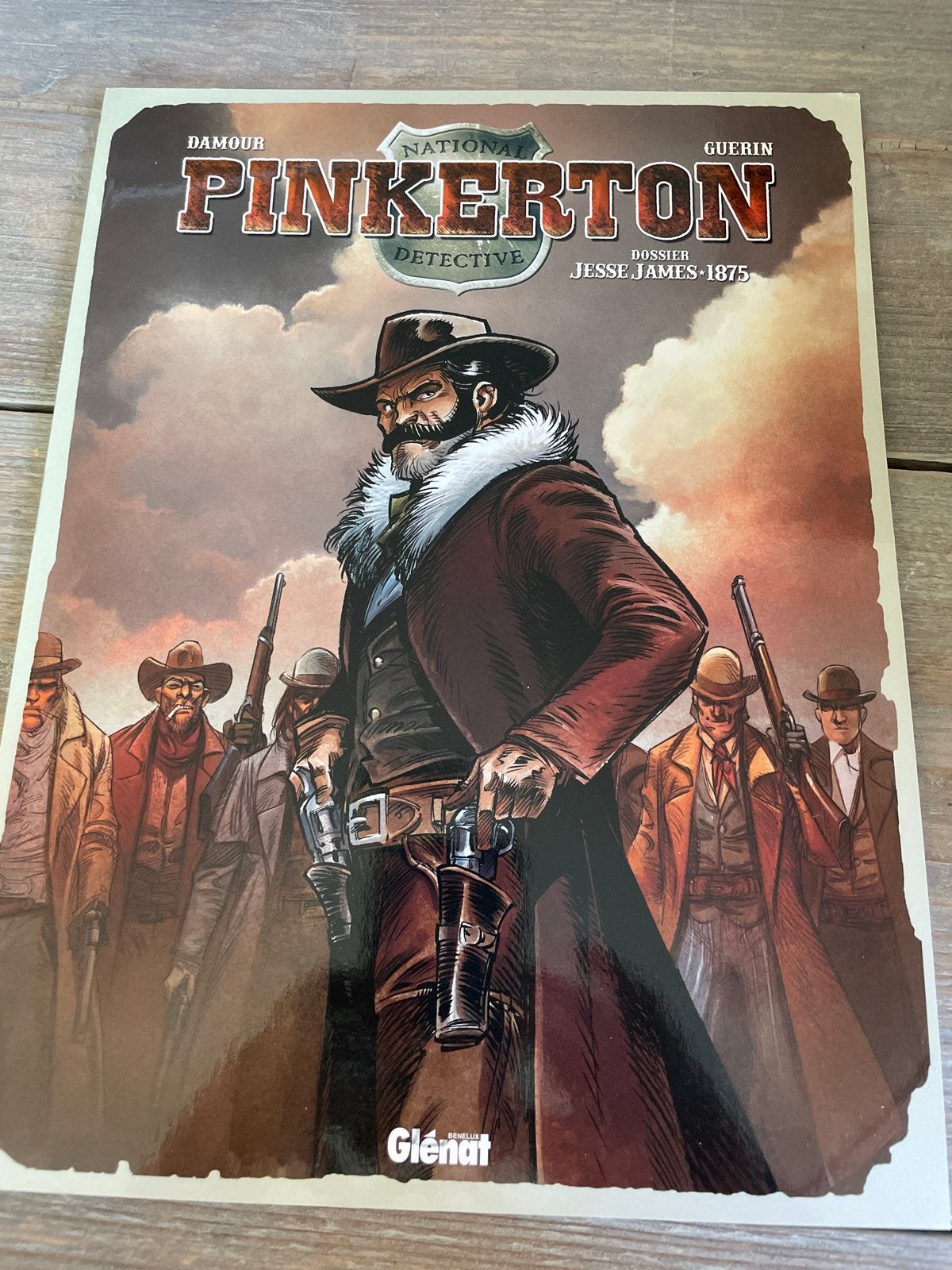 National Pinkerton Detective: Dossier Jesse James - 1875, Eén stripboek, Ophalen of Verzenden, Zo goed als nieuw