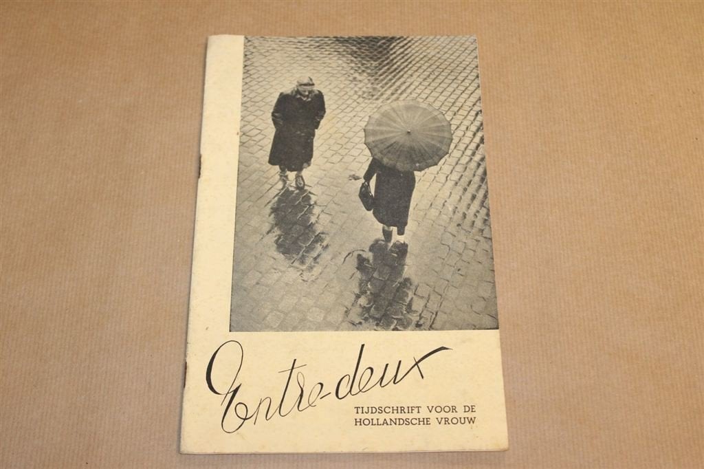 Entre-deux - Tijdschrift voor de Hollandsche vrouw 1930, Ophalen of Verzenden, 1920 tot 1940, Knipsel(s)