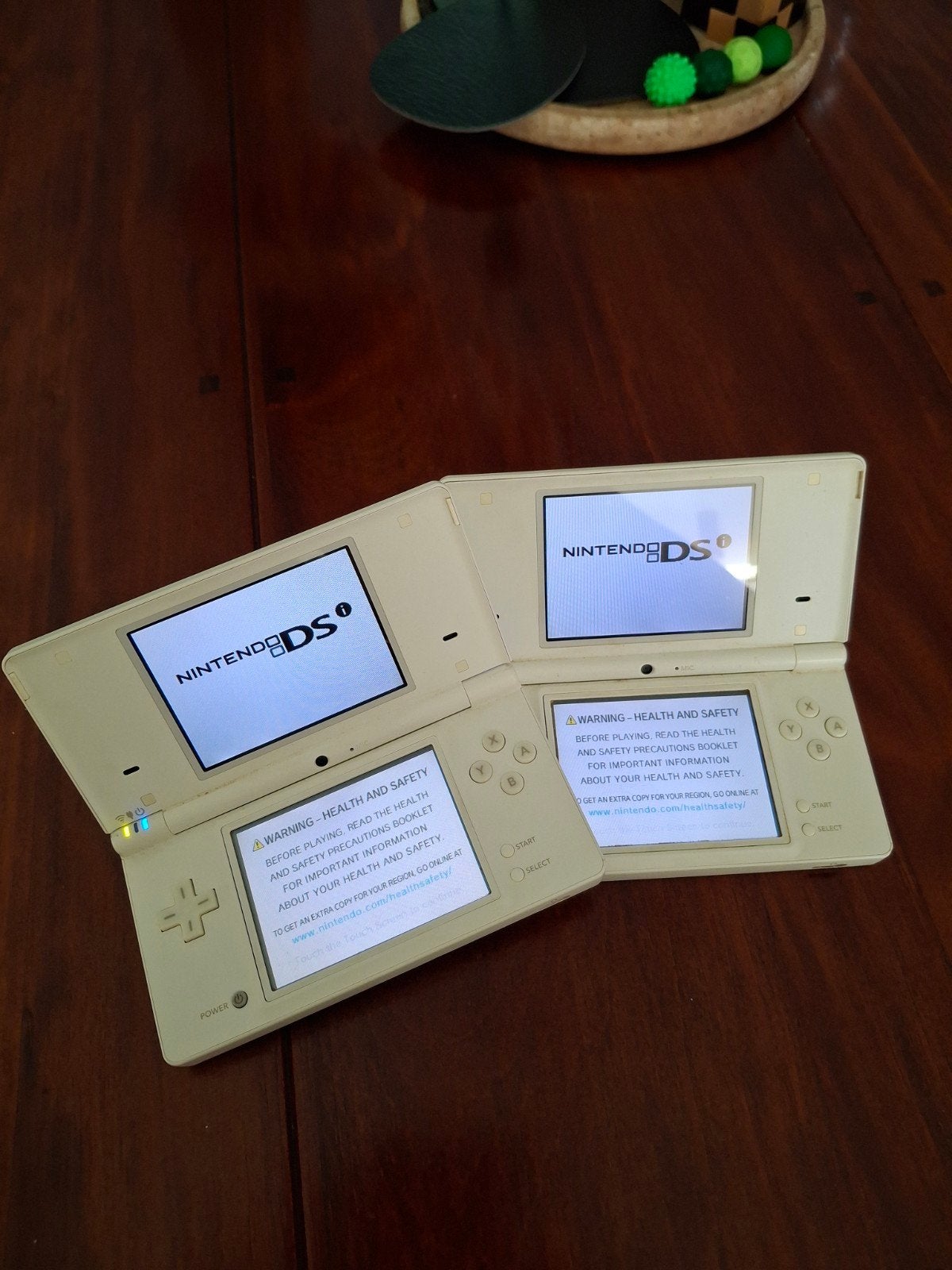 2x Nintendo DS Lite met 11 games en accessoires, Spelcomputers en Games, Met games, Gebruikt, Wit, Ophalen of Verzenden