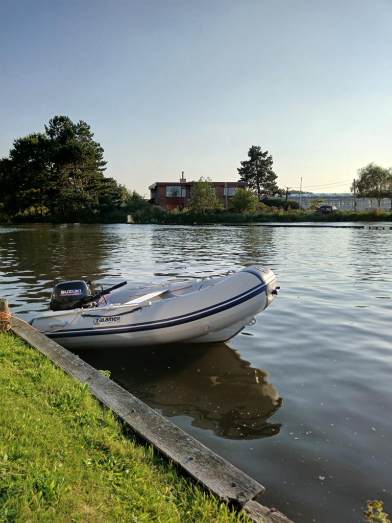 Talamex rubberboot met Suzuki 8pk buitenboordmotor, Ophalen, Inclusief motor, Zo goed als nieuw, Aluminium