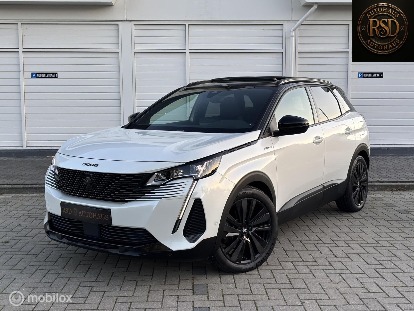 Peugeot 3008 1.6 HYbrid4 300 GT Panodak 19” leder Focal au, Auto's, 4 cilinders, Wit, Bedrijf, Vierwielaandrijving