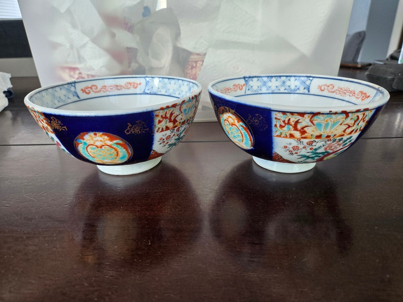 2 Japanse Imari kommen, Ophalen