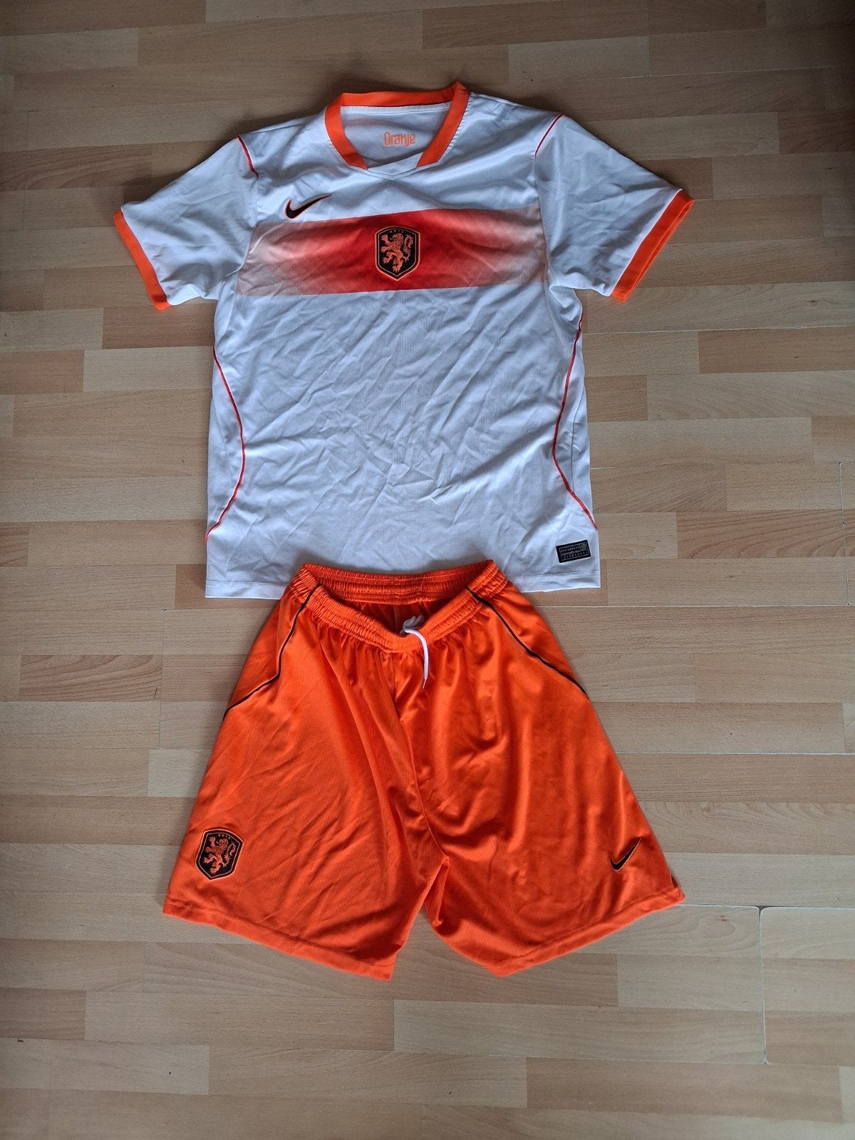 Nederlands Elftal Uit tenue - Shirt en Broekje, maat L, Maat L, Ophalen of Verzenden, Gebruikt, Set