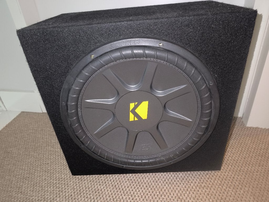 2x Kicker ES154 15" subwoofer + beklede kisten, Ophalen, Gebruikt