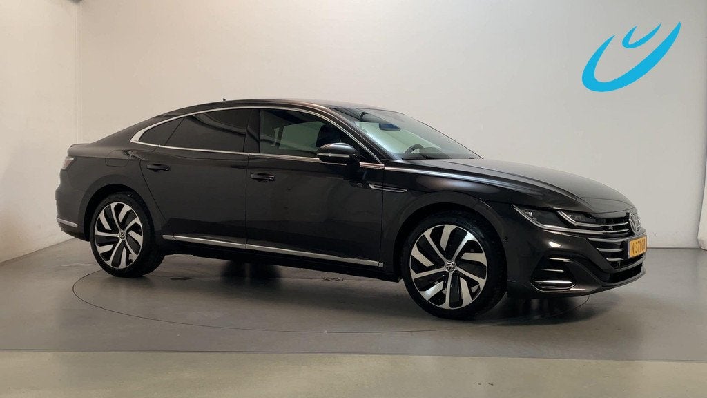 Volkswagen Arteon 1.4 TSI eHybrid R-Line Business+ Virtual C, Auto's, Volkswagen, Arteon, Gebruikt, Met garantie (alle), Adaptive Cruise Control