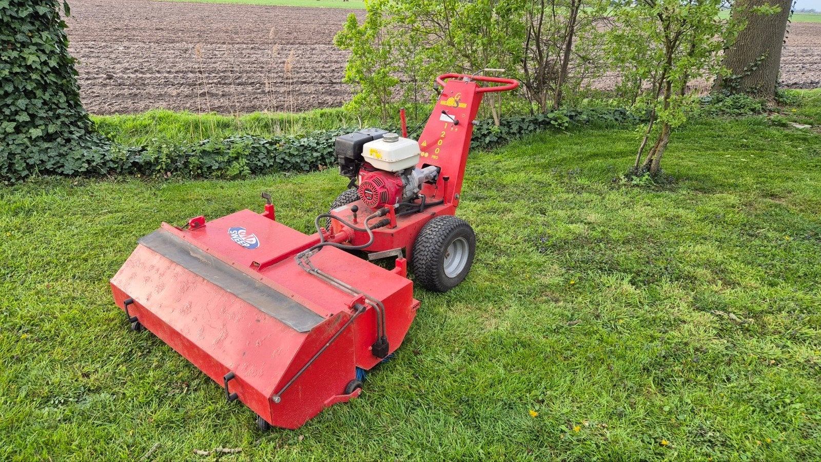 M sweep gs1200 pro veegmachine, Ophalen, Zo goed als nieuw