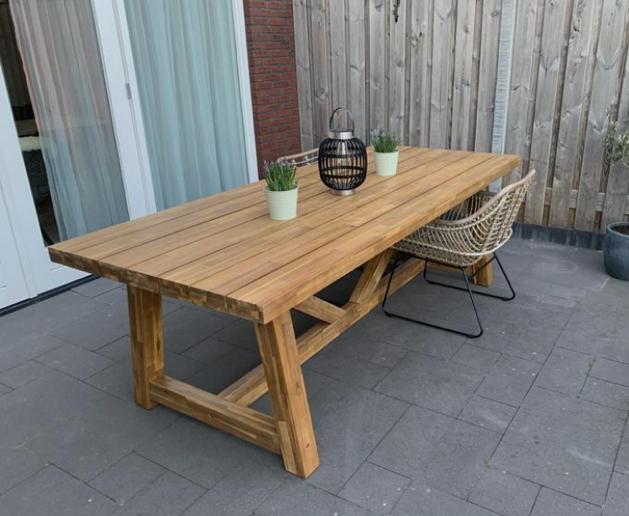 Tuintafel 6 - 8 persoons, Ophalen of Verzenden, Zo goed als nieuw, Rechthoekig, Hout