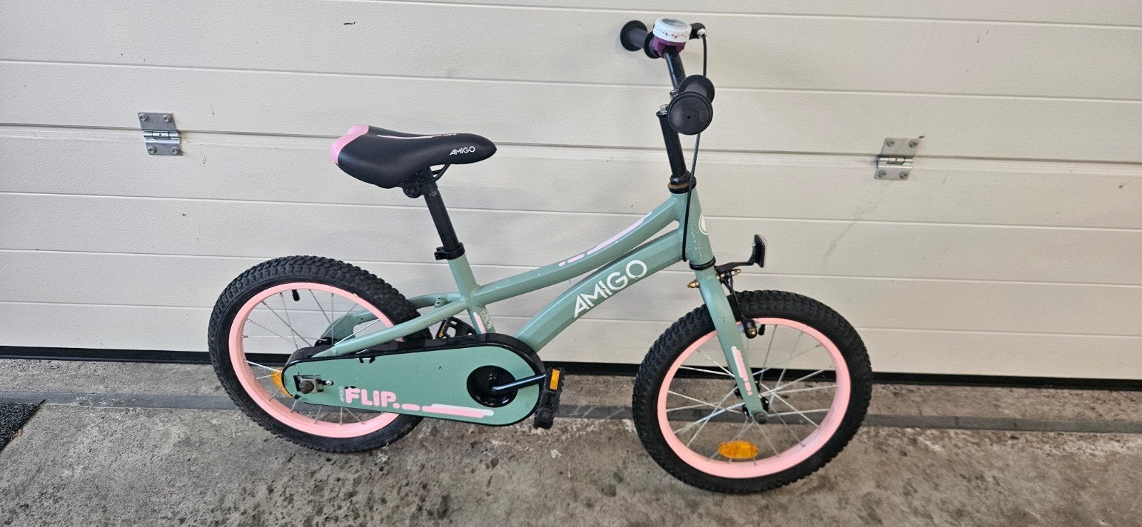 Amigo Flip kinderfiets 16 inch met zijwieltjes, Fietsen en Brommers, Fietsen | Kinderfietsjes, Ophalen, Terugtraprem, Zijwieltjes