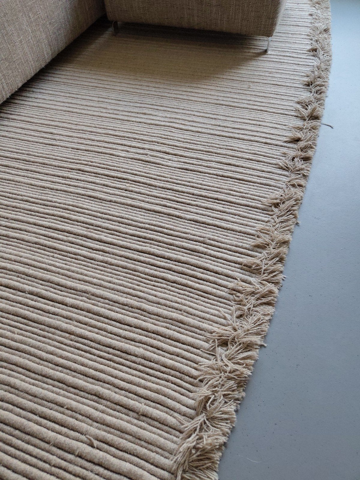 Bolia - Kelo vloerkleed, Ophalen, Beige, 200 cm of meer, Zo goed als nieuw