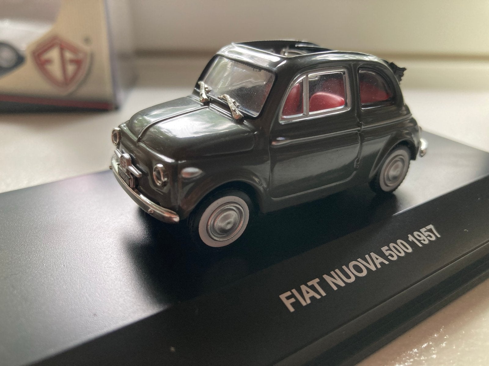 Fiat 500 uit 1957 - Edison Giocatolli 1/43, Hobby en Vrije tijd, Modelauto's | 1:43, Ophalen of Verzenden, Nieuw, Auto, Overige merken