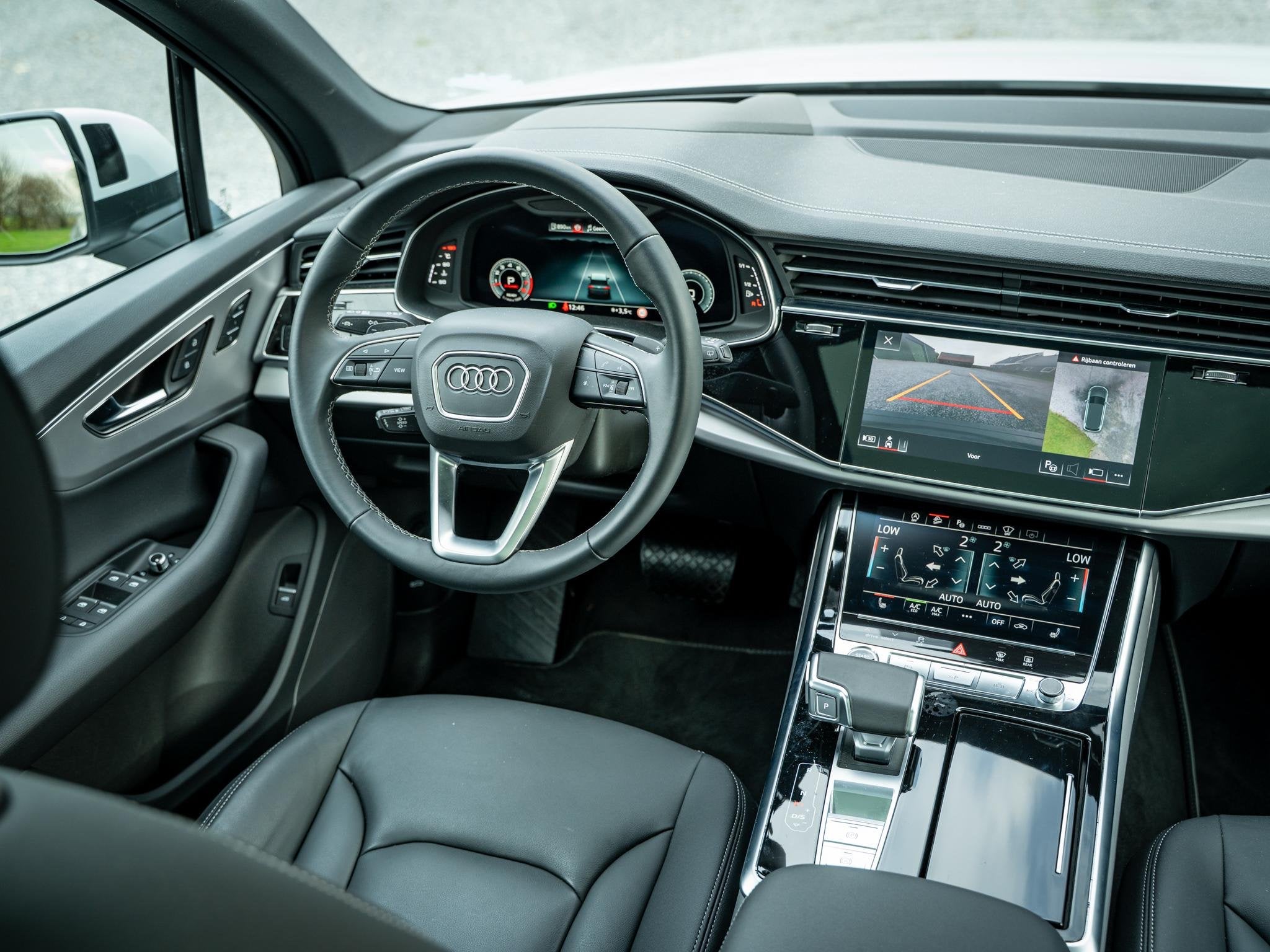 Audi Q7 55 TFSI panorama dak // 3500 kg trekgewicht // 7 per, Auto's, Audi, Automaat, 77 km/l, Gebruikt, 2995 cc