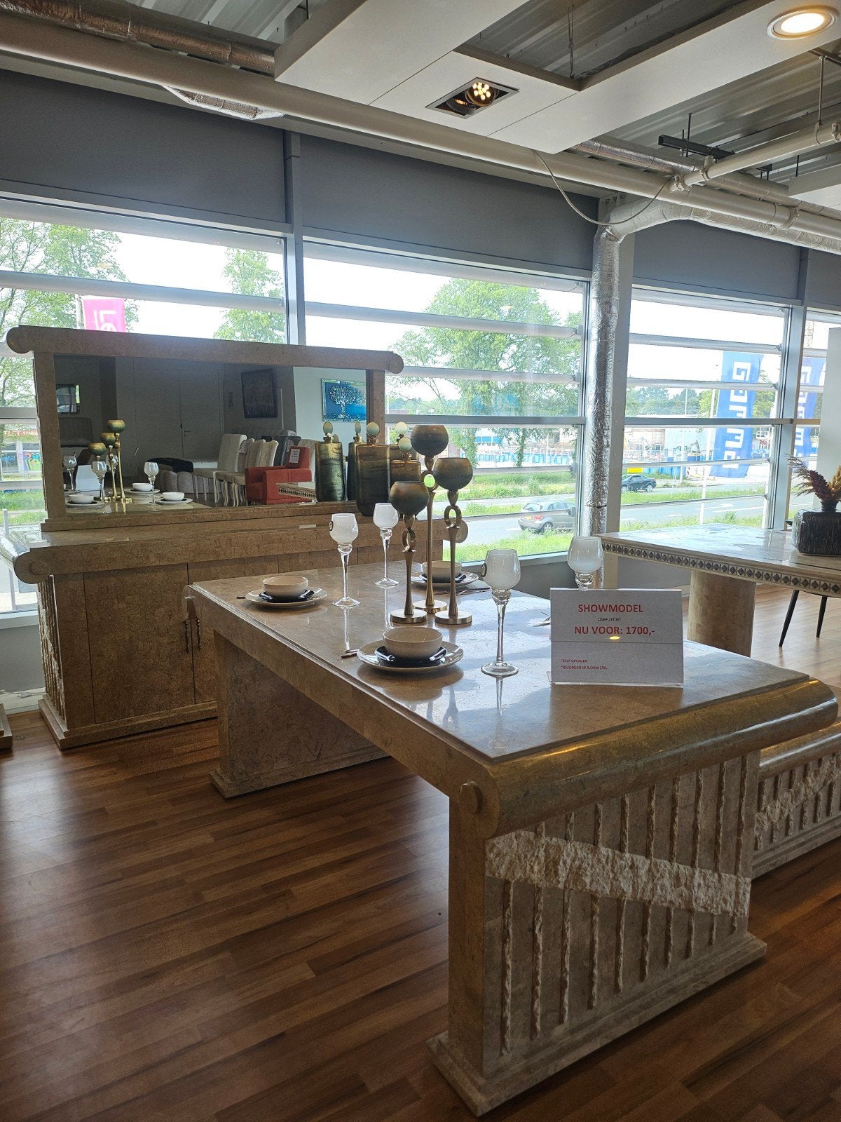 Compleet marmeren eetkamer set - Showmodel, Huis en Inrichting, Ophalen