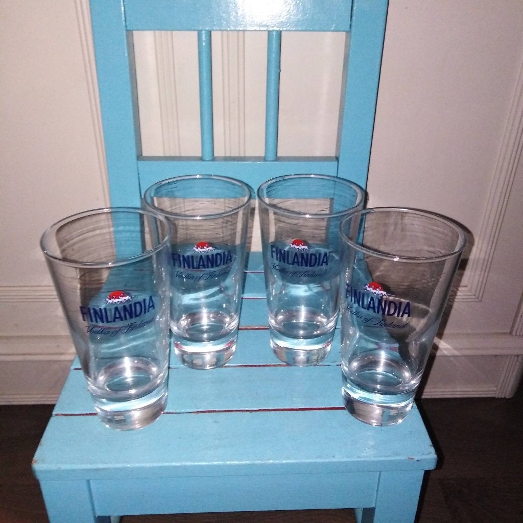 Finlandia Vodka longdrinkglazen 4 stuks, Verzamelen, Glas en Borrelglaasjes, Ophalen, Zo goed als nieuw, Overige typen