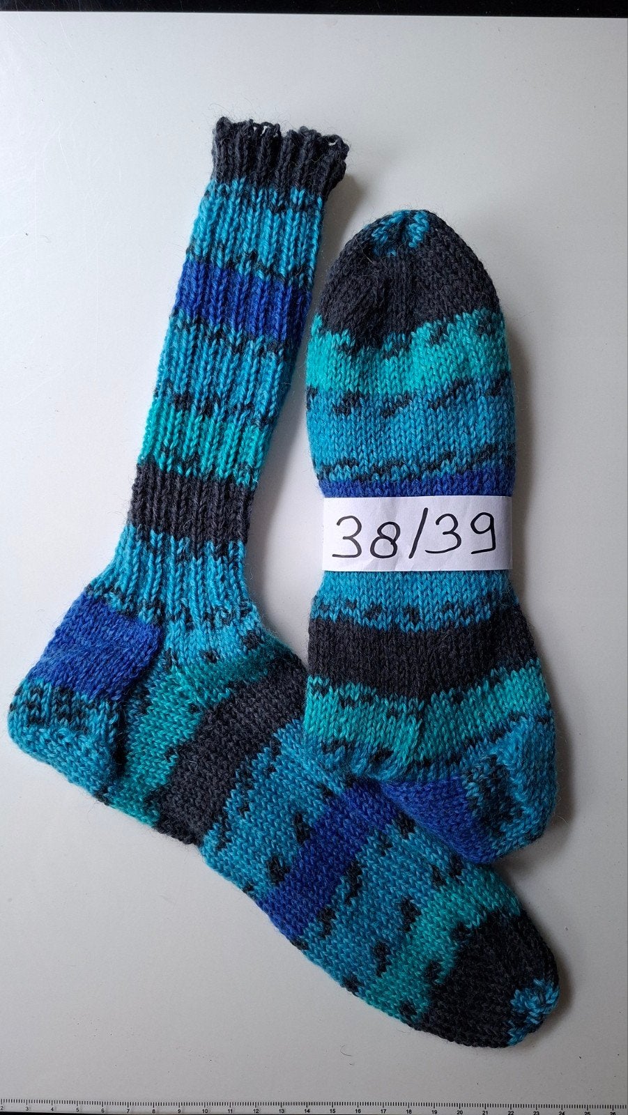Mooie handgebreide warme wollen dames sokken, maat 38/39, Kleding | Dames, Sokken en Kniesokken, Overige kleuren, Nieuw, Ophalen of Verzenden