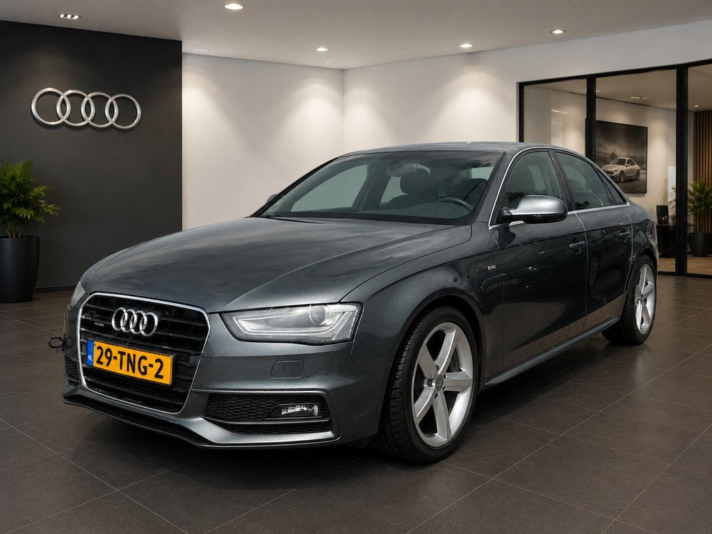 Audi A4 Limousine 3.0 TDI quattro S-Line 2012 Defect, Automaat, Euro 5, Gebruikt, 197 €/maand
