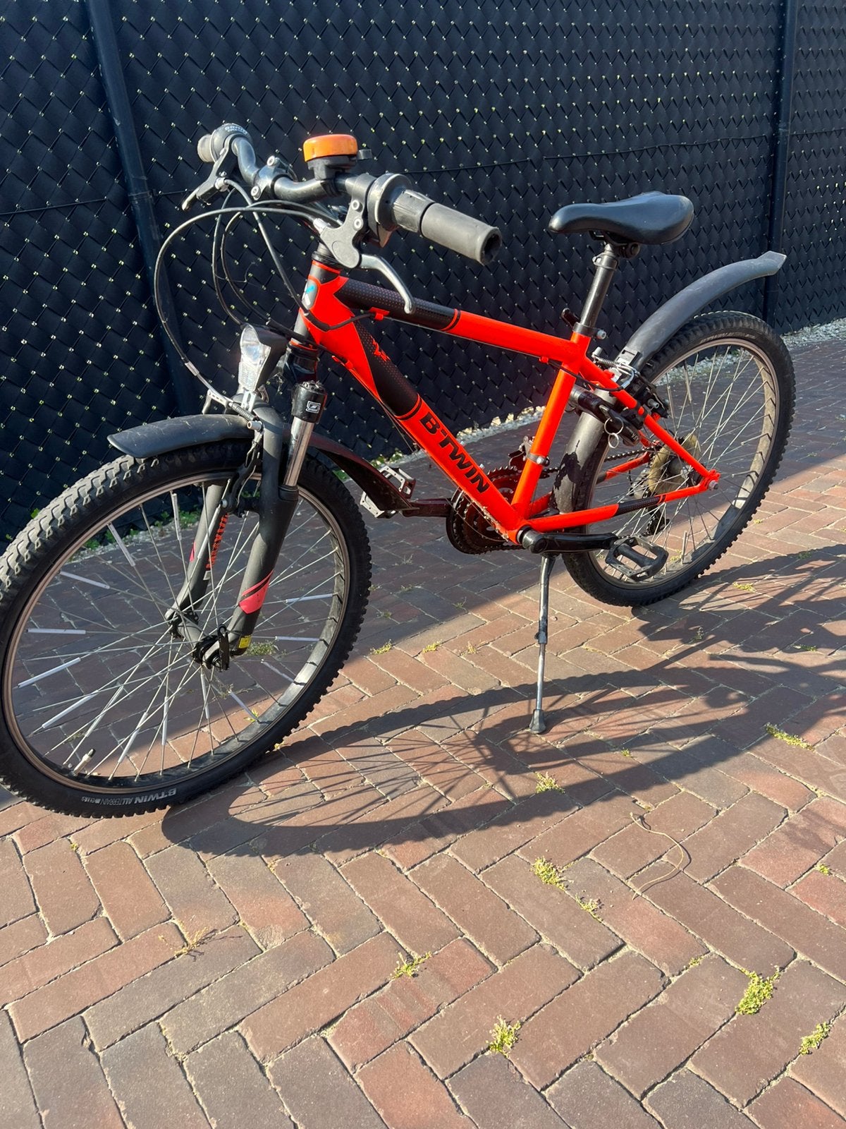 B twin mounten bike, Ophalen, Velgrem, Versnellingen, Gebruikt