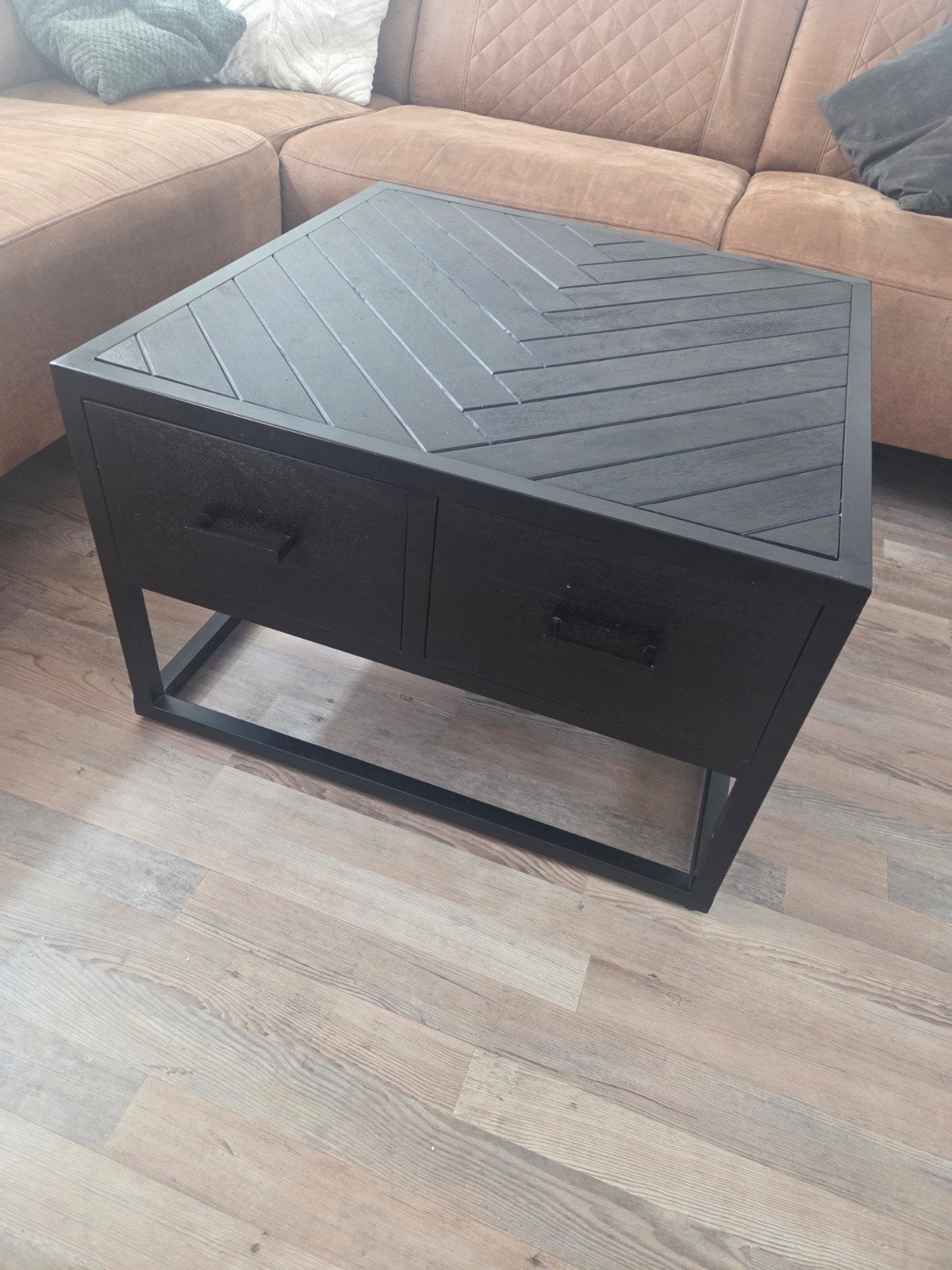 mooie stevige salontafel, Huis en Inrichting, Tafels | Salontafels, Ophalen, 50 tot 100 cm, Vierkant, 50 tot 100 cm