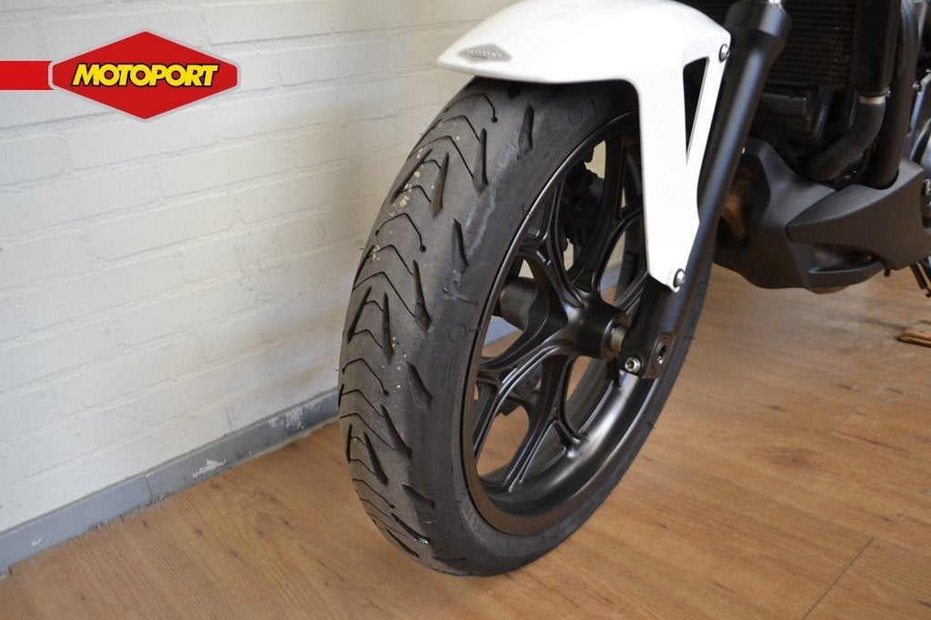 Honda NC 750 S DCT (bj 2015), Motoren, Dorneveld 180-184
B-1731  Zellik, BE, Honda Motor Europe, Gebruikt, Bedrijf