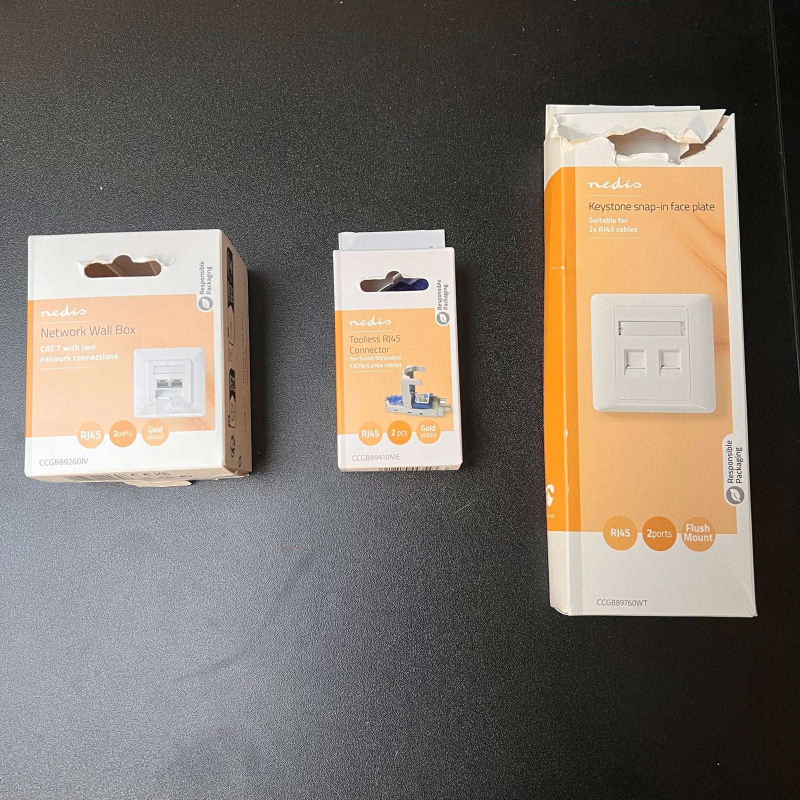 Netwerkcomponenten en CAT 5E UTP kabel 30M, Ophalen, Nieuw