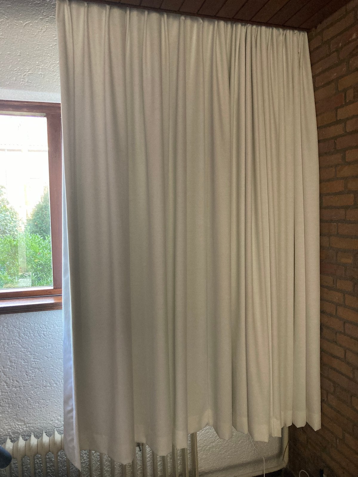 Witte gordijnen - 204 cm hoog, 6 meter breed (totaal), Ophalen of Verzenden, Gebruikt, Gordijn, Verduisterend