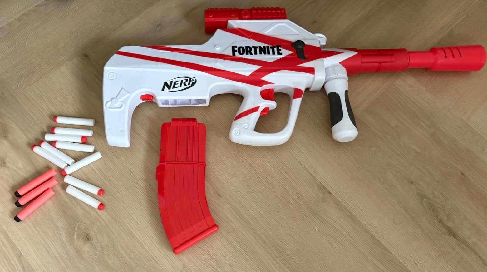 Nerf Fortnite AR-L Blaster elektr. met magazijn en pijltjes, Ophalen, Gebruikt, Jongen of Meisje