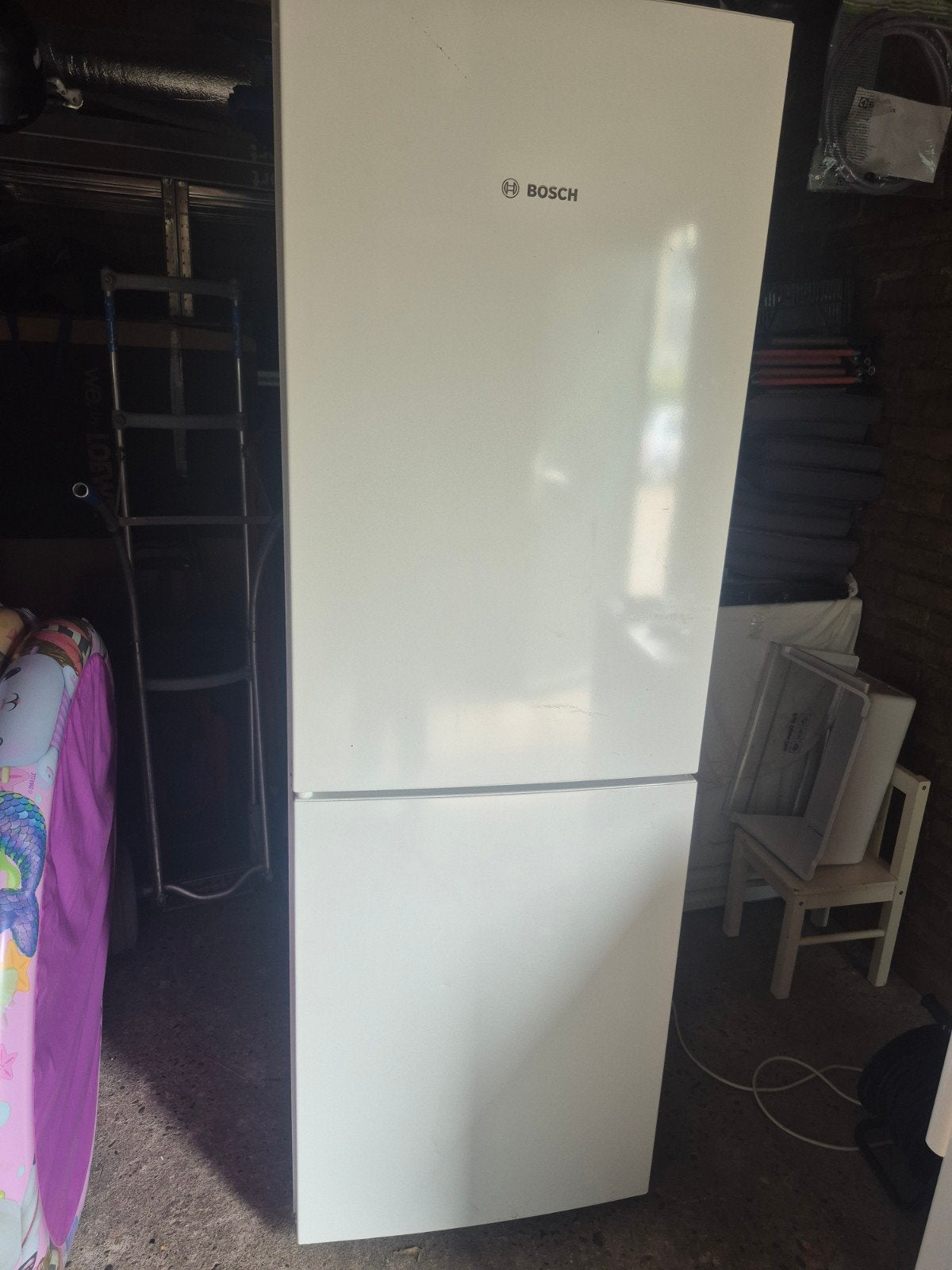 Bosch koel-vriescombinatie, 200 liter of meer, Met aparte vriezer, Zo goed als nieuw, 160 cm of meer