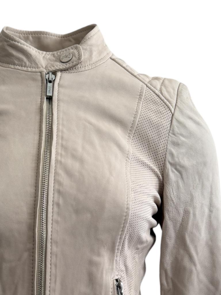Arma jack XS, Zwart, Ophalen of Verzenden, Zo goed als nieuw, Maat 34 (XS) of kleiner