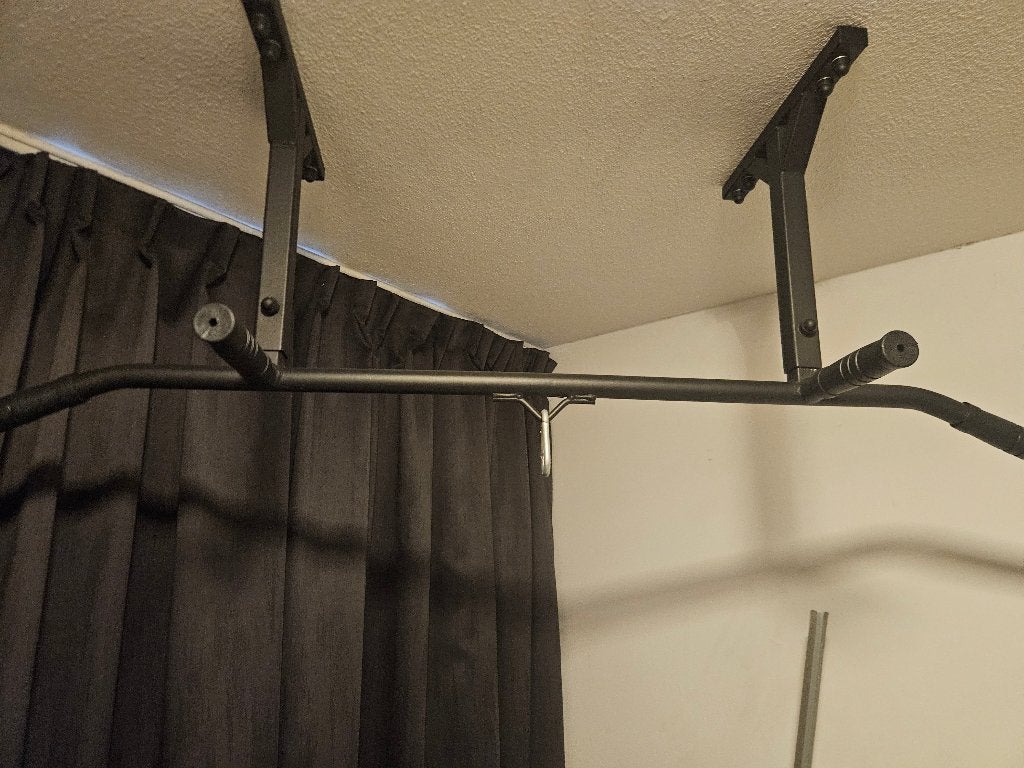 Pull up bar, Sport en Fitness, Ophalen, Zo goed als nieuw, Oprekstang