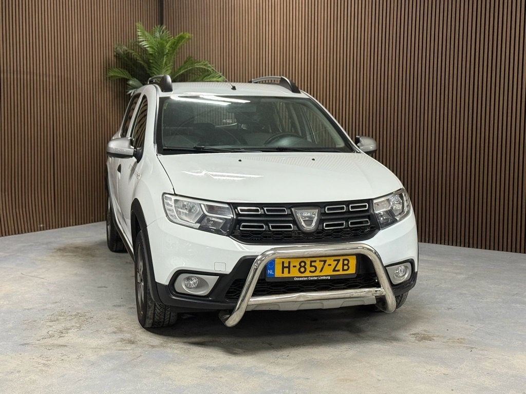 Dacia Sandero 0.9 TCe Bi-F Royaal (bj 2018), Voorwielaandrijving, 898 cc, Euro 6, LED verlichting