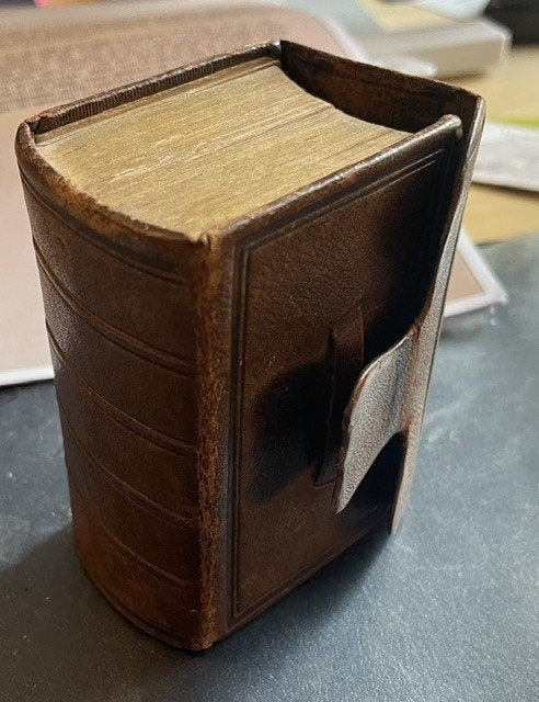 Zakbijbel 1884 in leer, Antiek en Kunst, Ophalen, De Nederlandsche Bijbel-Compagnie