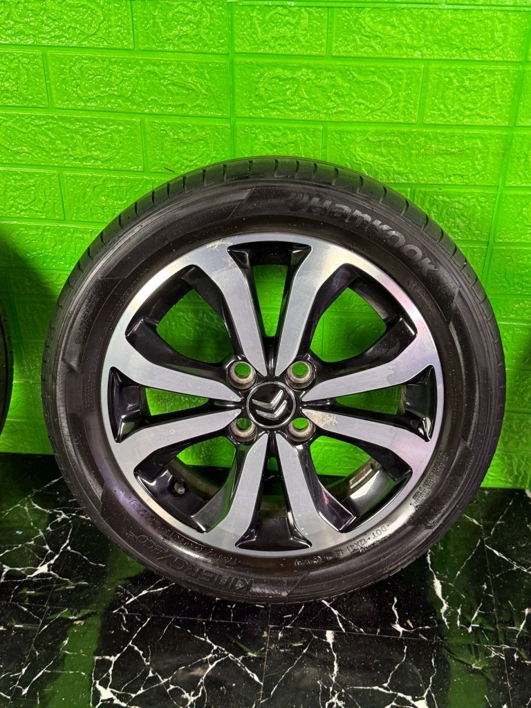 Originele Citroen C1 peugeot 108 velgen 15" 4x100 zomerset, Auto-onderdelen, Banden en Velgen, Niet ingevuld, Gebruikt, 15 inch