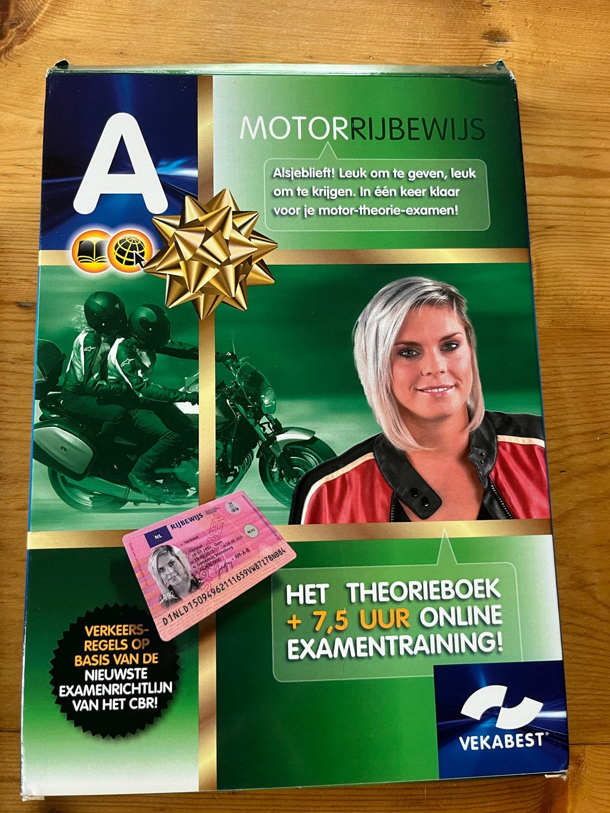 Motorrijbewijs Theorieboek + Online Examentraining, Boeken, Ophalen of Verzenden, Zo goed als nieuw, Niet van toepassing