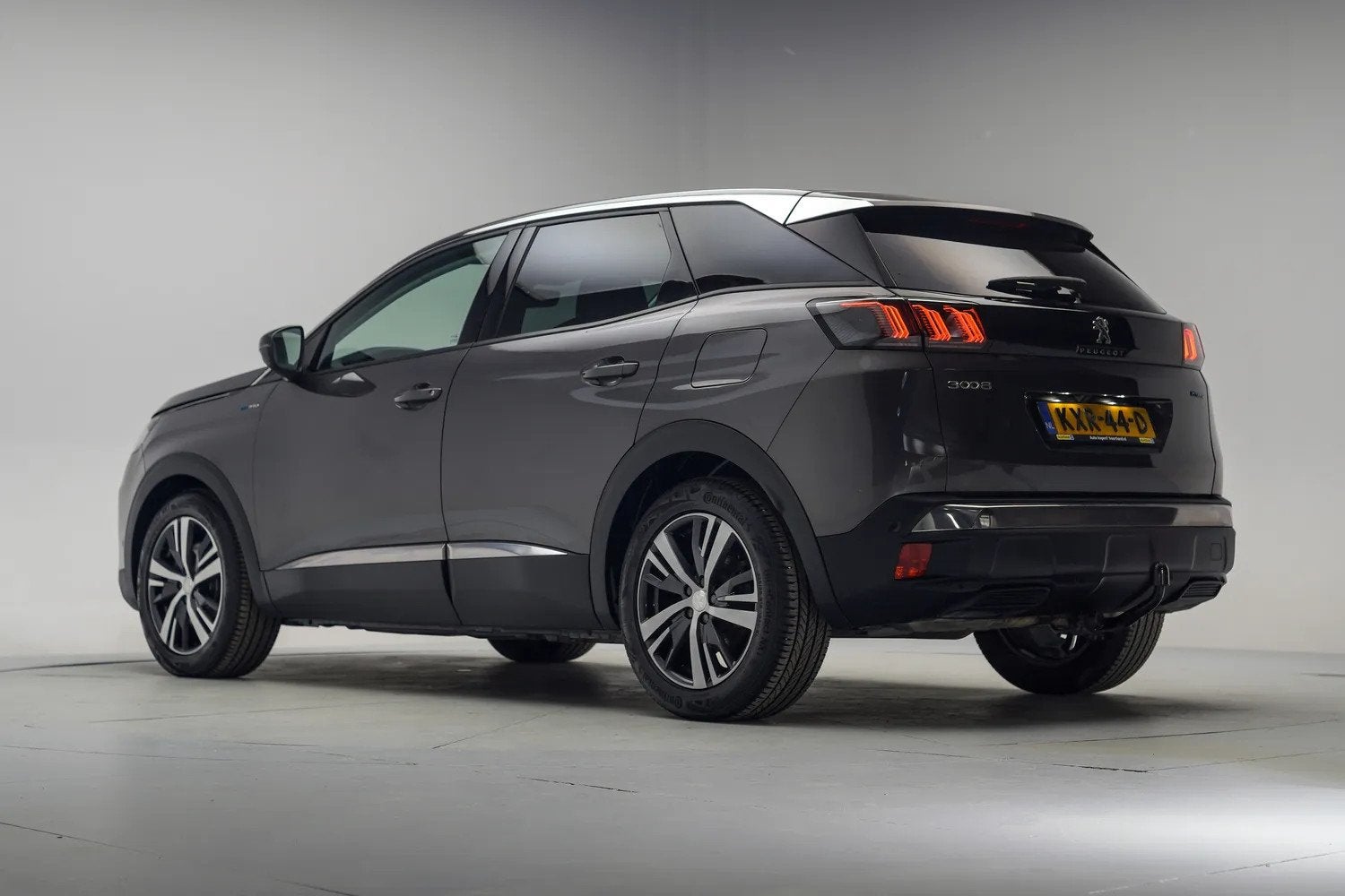 Peugeot 3008 1.6 HYbrid 225pk Allure [ Navi Apple/Android Cl, Auto's, Dealer onderhouden, Bedrijf, Hybride Elektrisch/Benzine