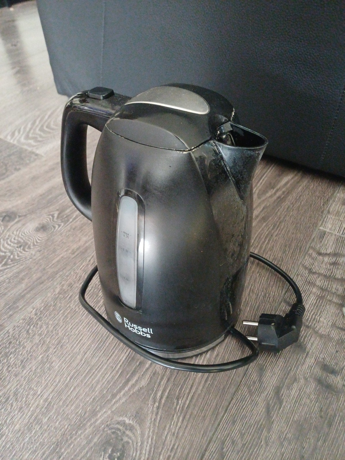 Russell Hobbs Waterkoker Zwart - 1.7L, Witgoed en Apparatuur, Waterkokers, 1 tot 2 liter, Ophalen of Verzenden, Gebruikt