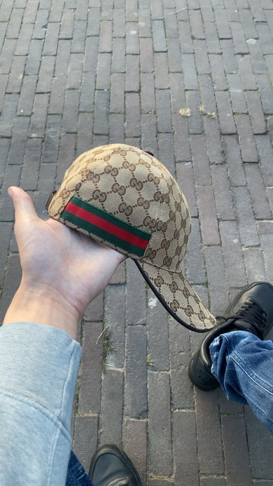 Originele Gucci pet beige classic, Ophalen of Verzenden, Zo goed als nieuw, Pet