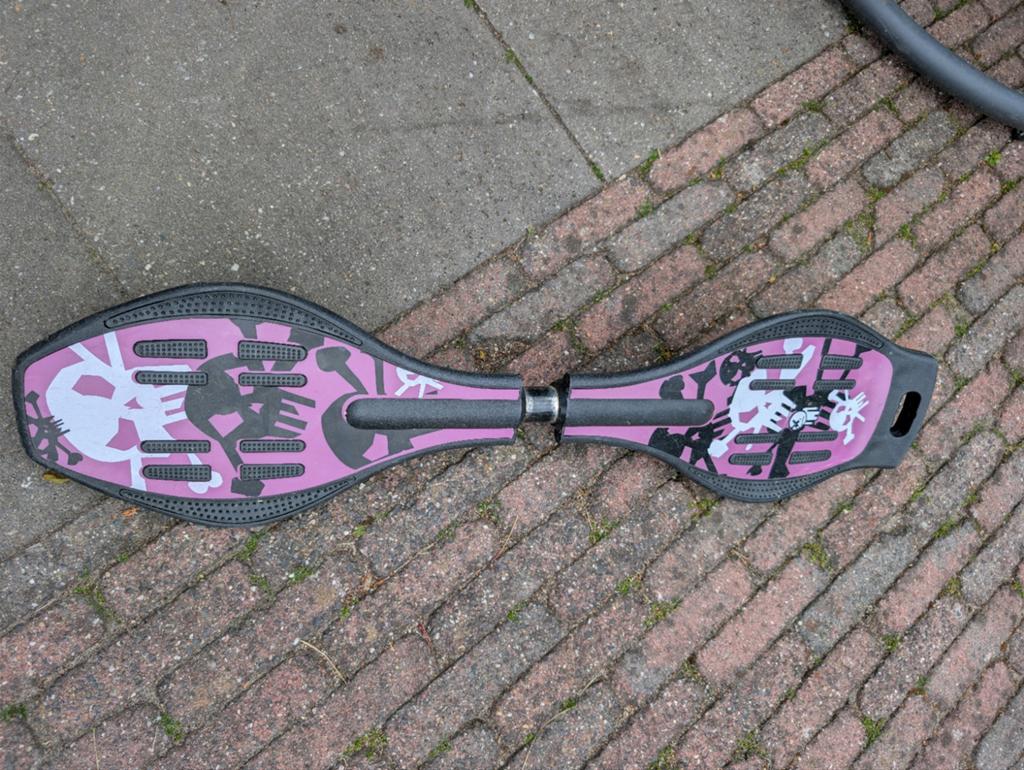 Waveboard paars - gratis, Sport en Fitness, Skateboarden, Ophalen of Verzenden, Zo goed als nieuw, Waveboard