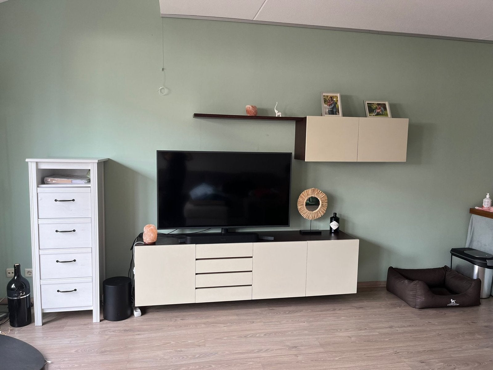 Banz bord kast - Wandkast met plank, Huis en Inrichting, Ophalen, Gebruikt, 100 tot 150 cm