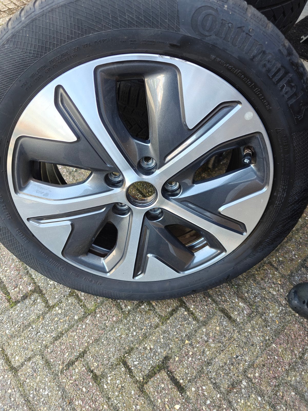 originele Kia lichtmetalen velgen met winterbanden, Auto-onderdelen, Ophalen, 17 inch, Winterbanden, Personenwagen