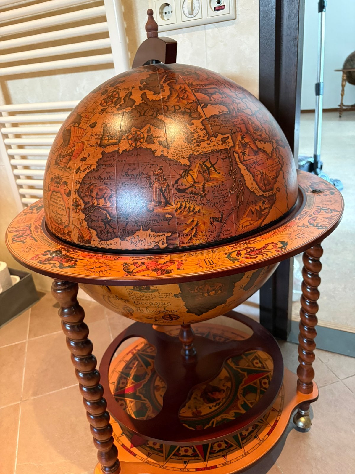 ITALIAANSE bar globe drank wereldbol barglobe globebar Large, Ophalen of Verzenden, Zo goed als nieuw
