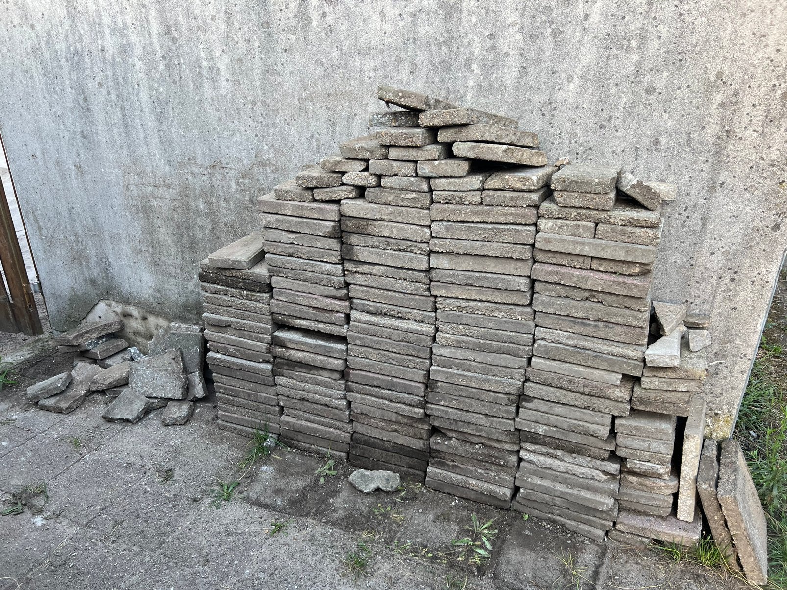 Gratis stoeptegels, Tuin en Terras, Ophalen, Gebruikt, Beton, Overige typen