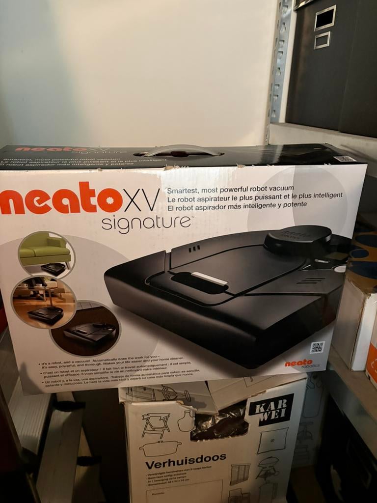 Neato xv signature robot stofzuiger, Verzenden, Gebruikt