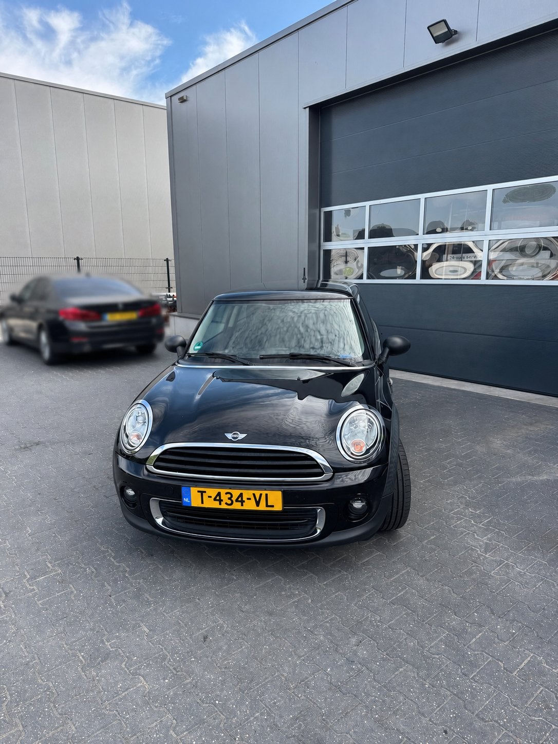Mini 1.6 ONE 2014 Zwart, Voorwielaandrijving, 4 cilinders, 4 stoelen, 1055 kg
