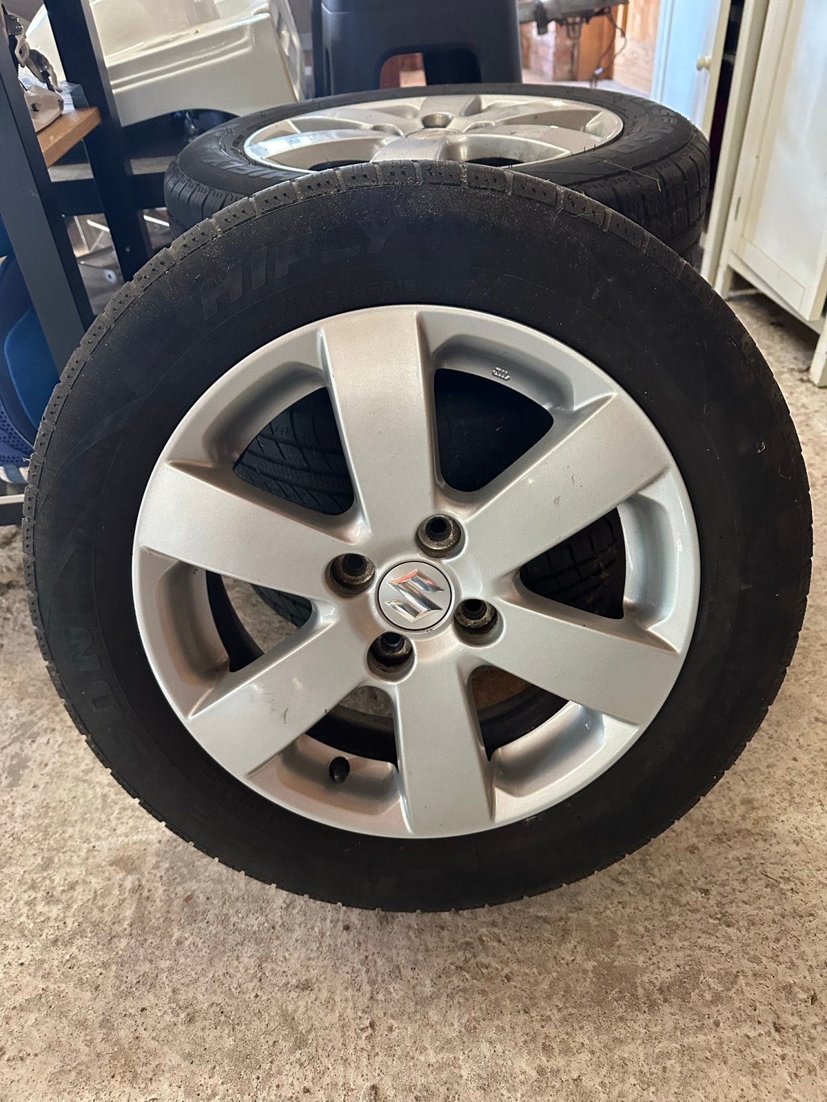 Hifly All Season Banden 175/65R15 voor suzuki swift, Auto-onderdelen, Ophalen, Gebruikt, 15 inch, 175 mm