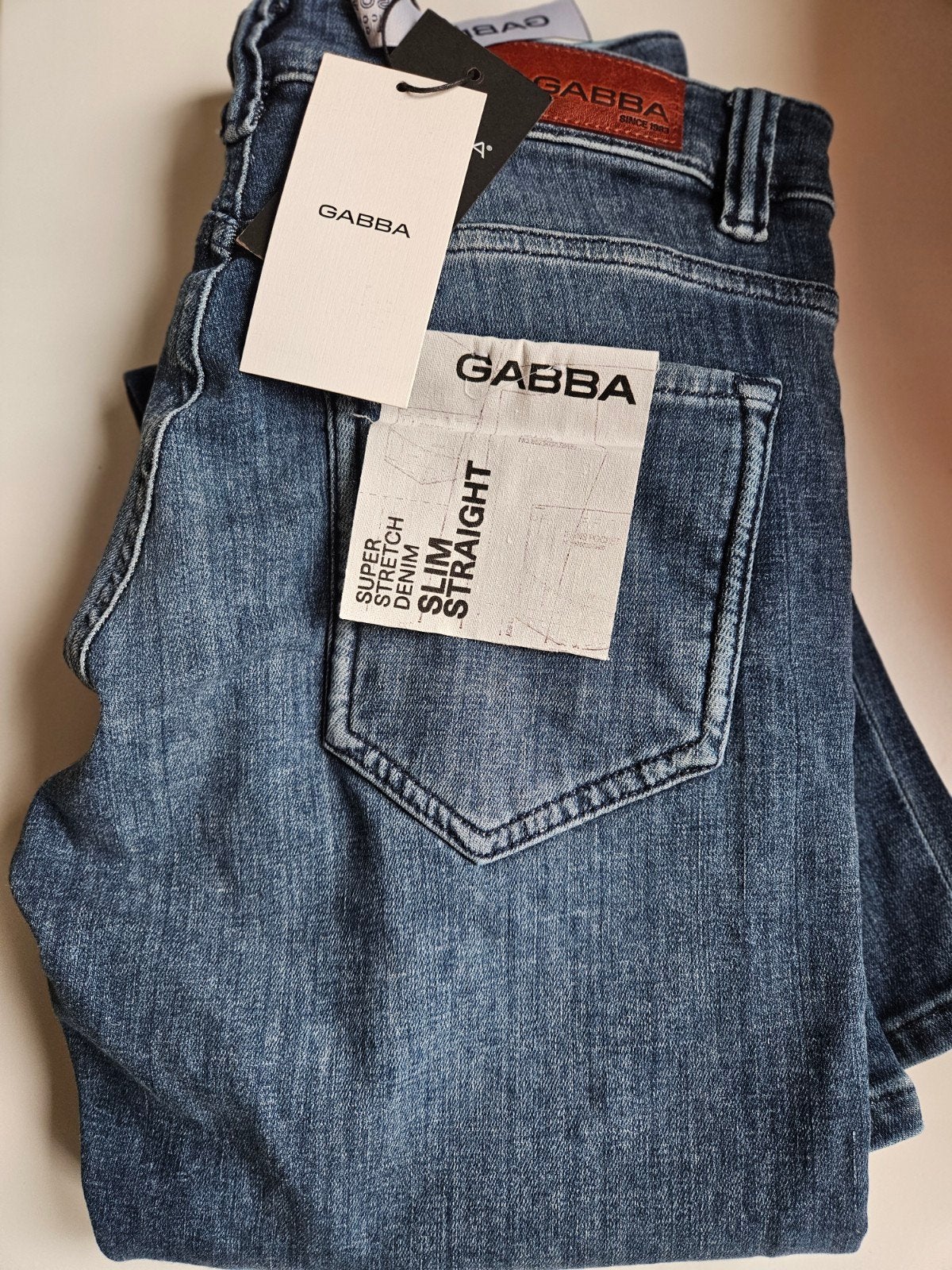 GABBA €150 nu €50 w29 tm w31, super stretch slim, Gabba Denmark, Nieuw, W32 (confectie 46) of kleiner, Verzenden