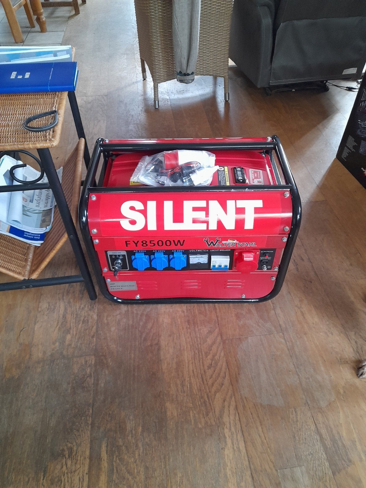 Walter Stahl Stroomgenerator FY8500W - Nieuw en Ongebruikt, Ophalen, Overige typen, Nieuw, Geluidgedempt