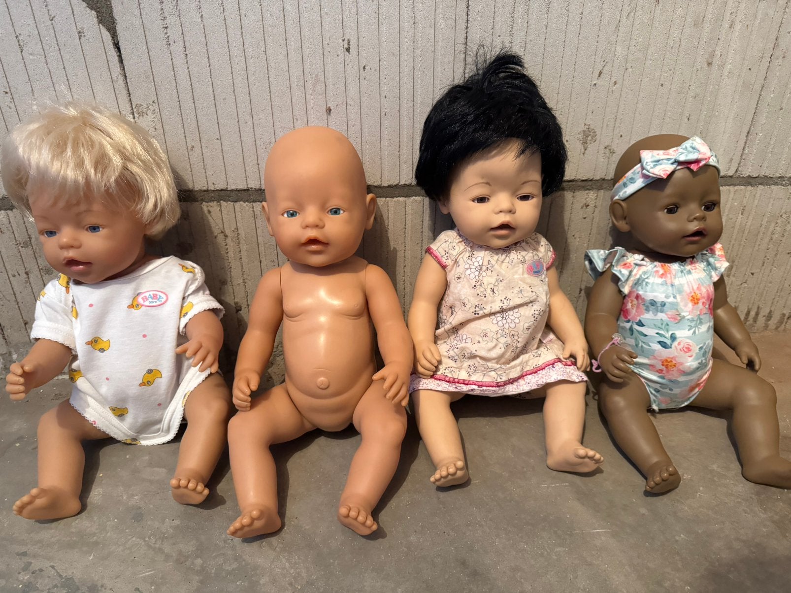 4 Baby Born poppen (Zapf), Ophalen of Verzenden, Zo goed als nieuw, Babypop
