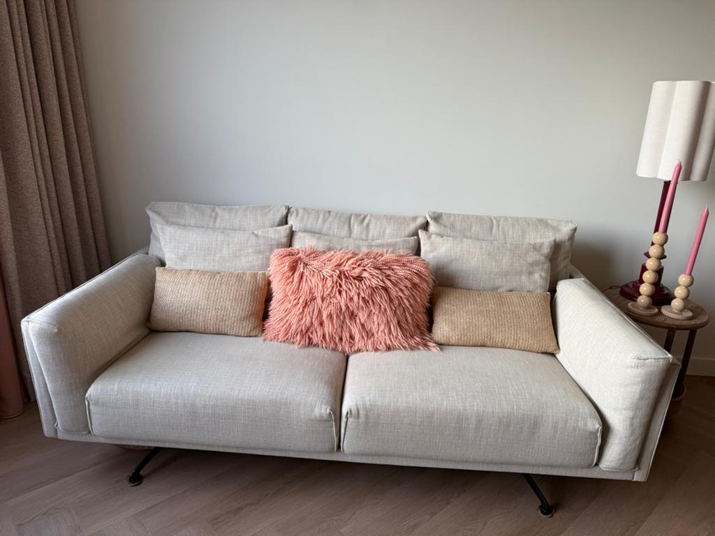 Passe-partout bank - Licht beige met zwart stalen frame, Ophalen, 150 tot 200 cm, Driepersoons, 75 tot 100 cm