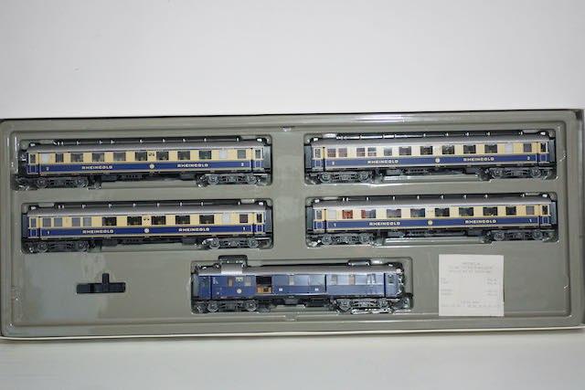 Märklin 4228 5x Schnellzugwagen „Rheingold“  DRG mit Licht, Wisselstroom, Ophalen of Verzenden, Märklin, Nieuw