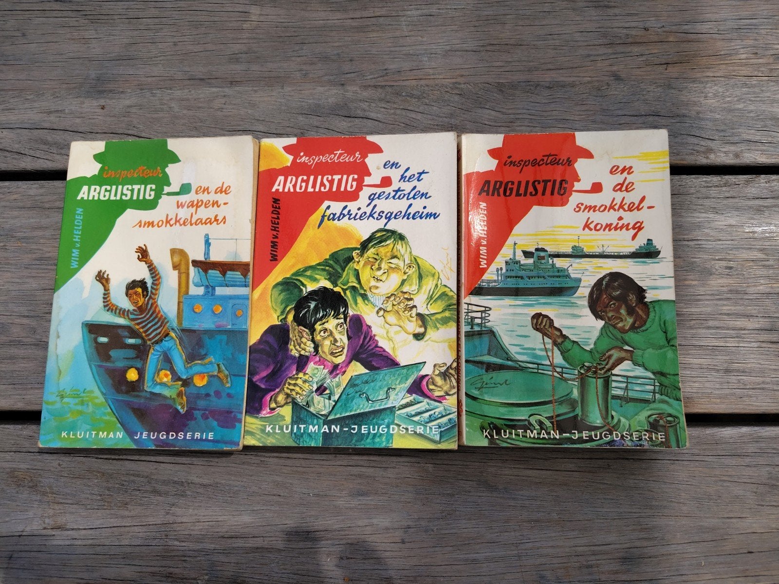 Inspecteur Arglistig boeken - 3 delen Kluitman Jeugdserie, Boeken, Ophalen of Verzenden, Gelezen, Wim van Helden, Fictie algemeen